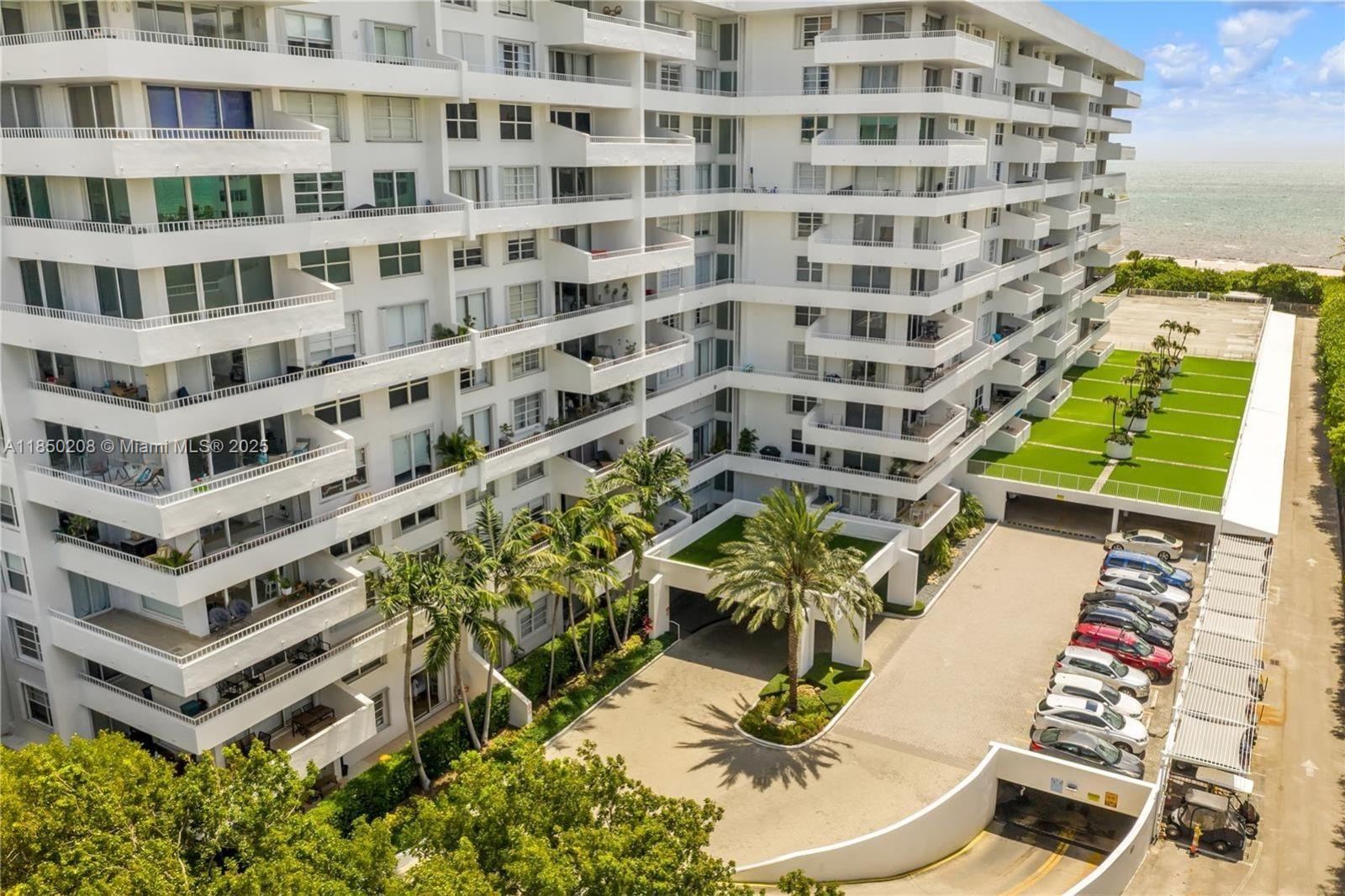COMMODORE CLUB SOUTH COND - Residential Lease