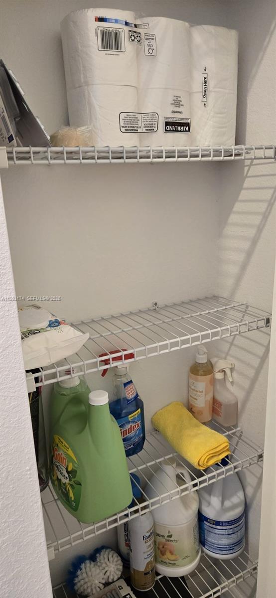 ESTATES AT SILVER PALM - Residential