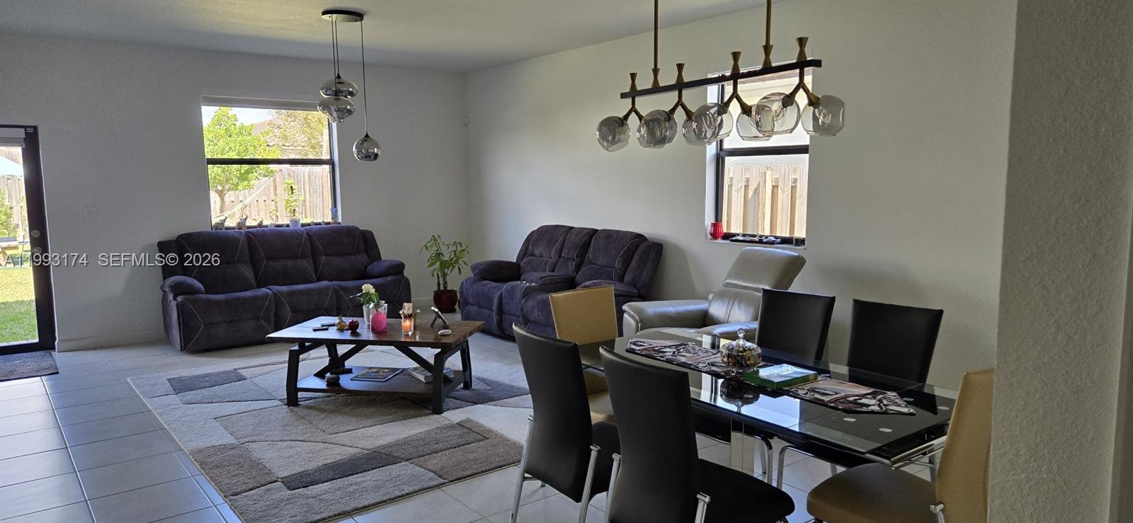 ESTATES AT SILVER PALM - Residential