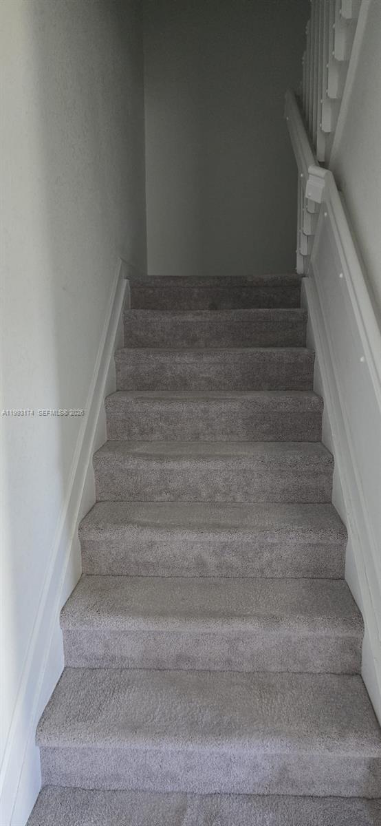 ESTATES AT SILVER PALM - Residential