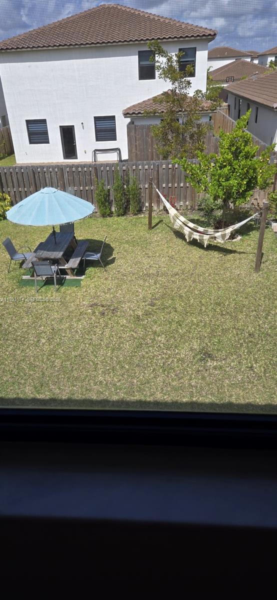 ESTATES AT SILVER PALM - Residential