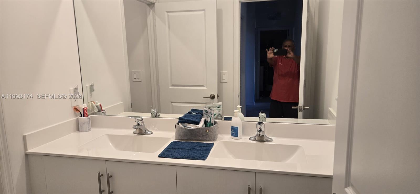 ESTATES AT SILVER PALM - Residential