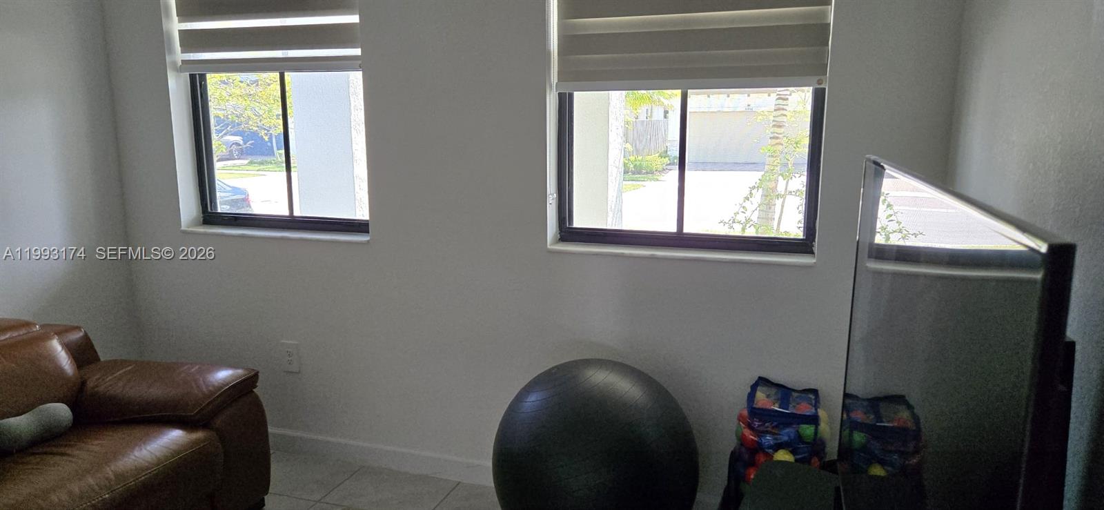 ESTATES AT SILVER PALM - Residential