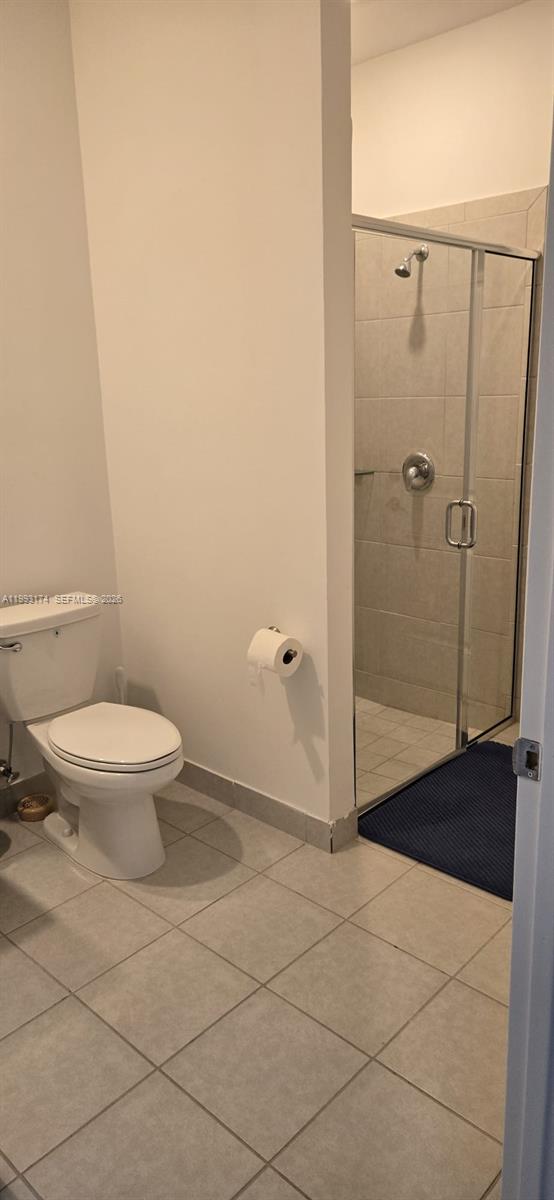 ESTATES AT SILVER PALM - Residential