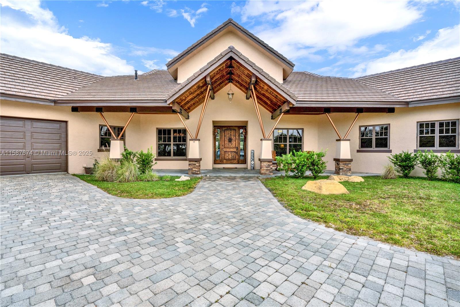 9401 NW 44th Pl