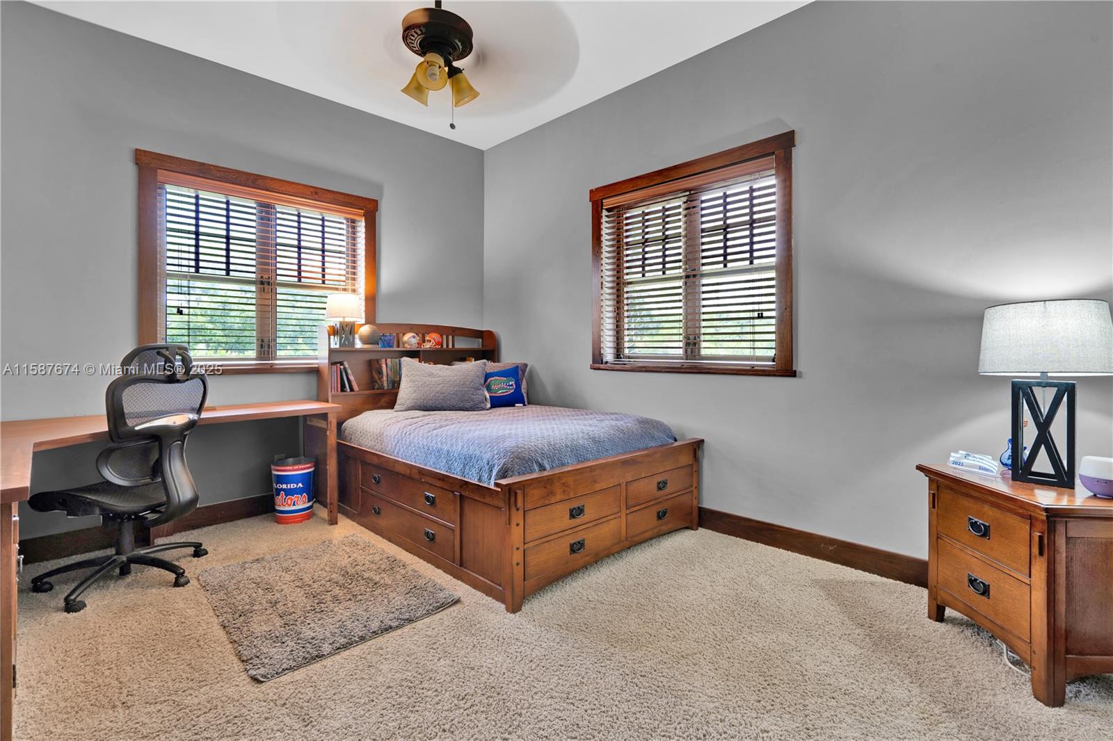 CORAL SPRINGS HILLS - Residential