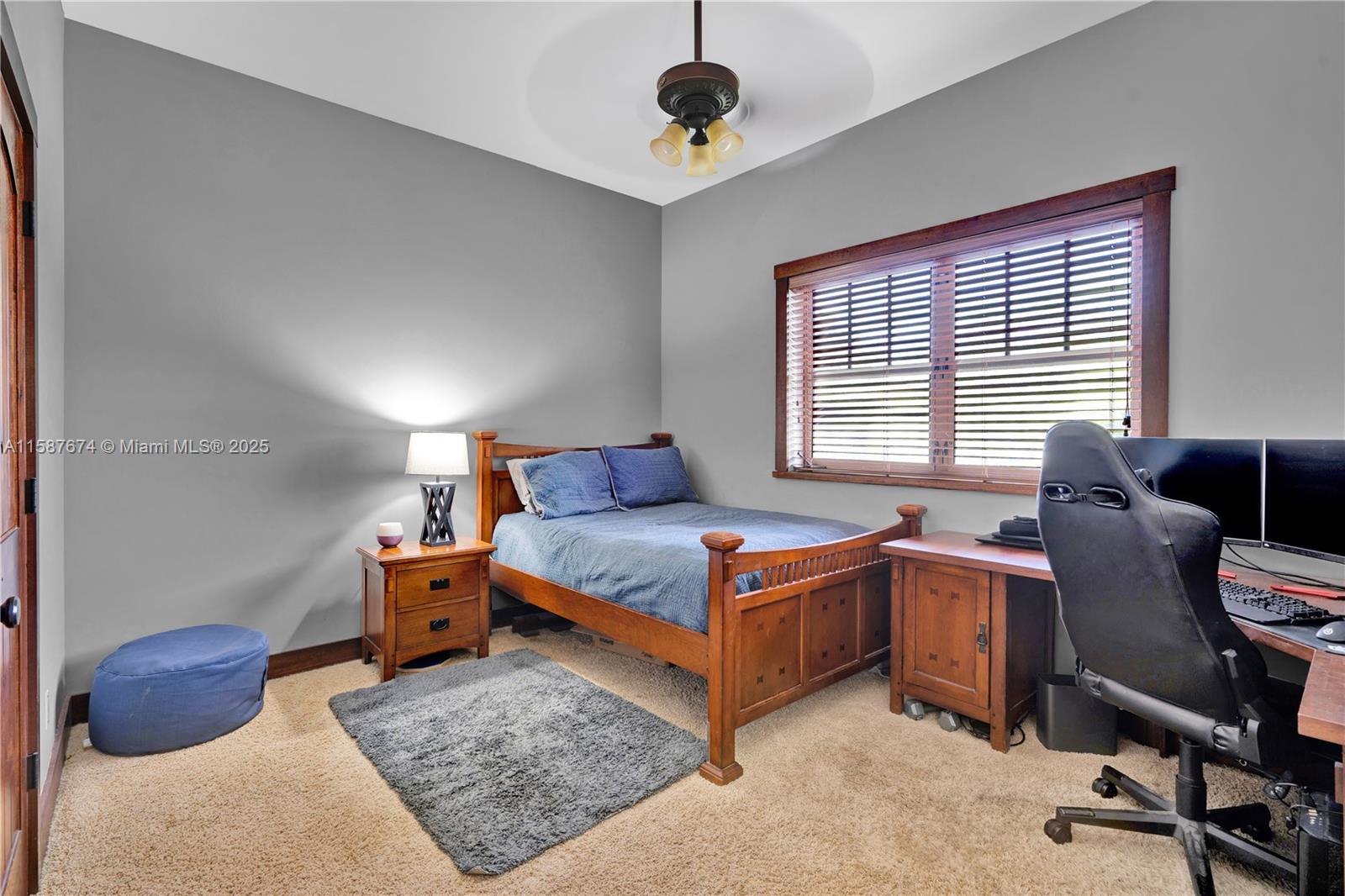 CORAL SPRINGS HILLS - Residential