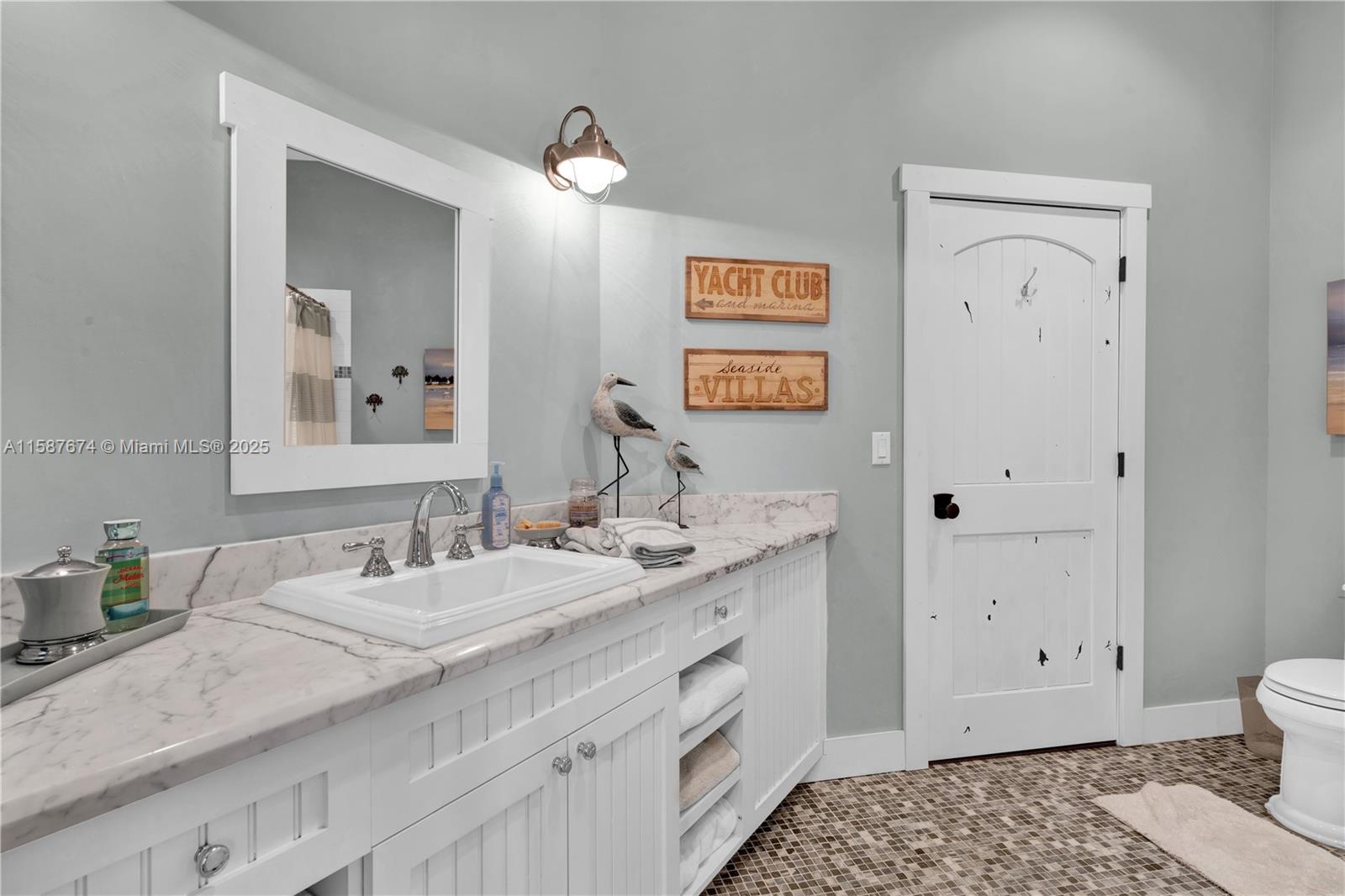 CORAL SPRINGS HILLS - Residential