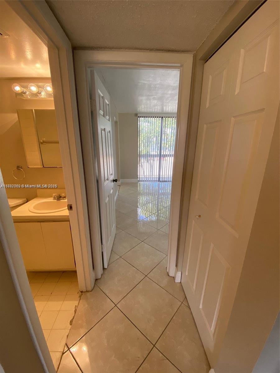 NEW PASEOS CASTELLANOS CO - Residential Lease
