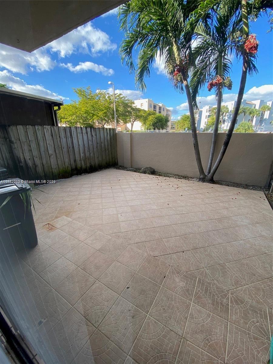NEW PASEOS CASTELLANOS CO - Residential Lease