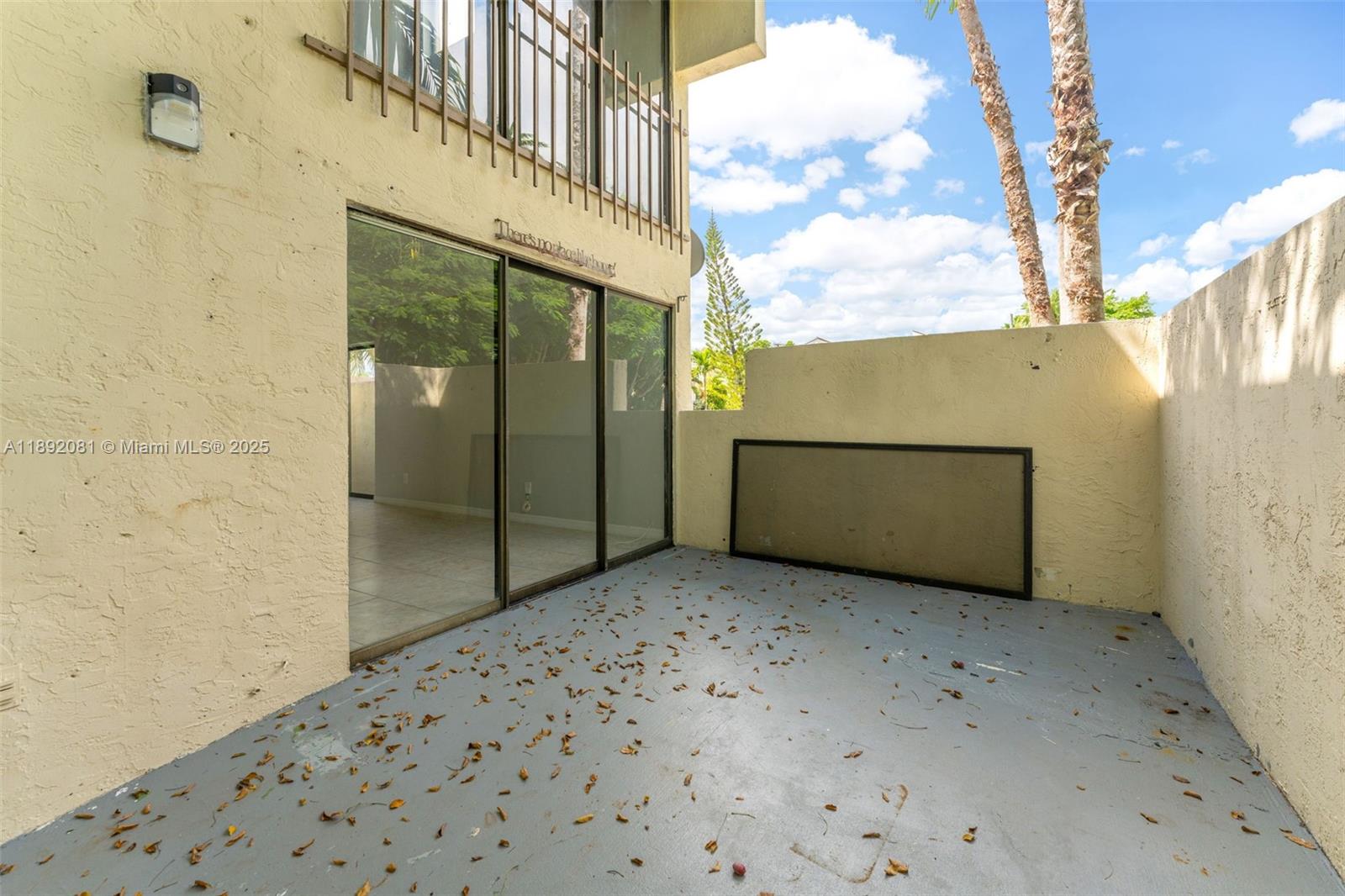 PINEBROOKE CONDO Z - Residential Lease