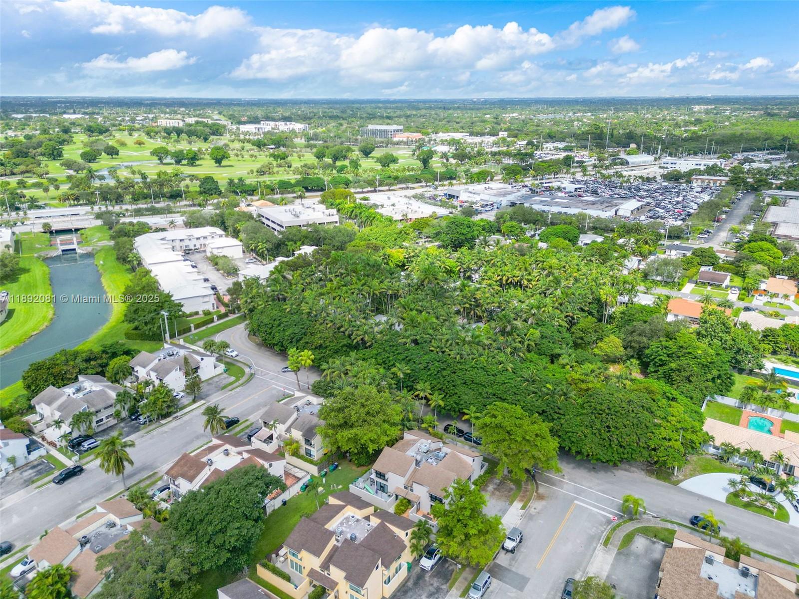 PINEBROOKE CONDO Z - Residential Lease