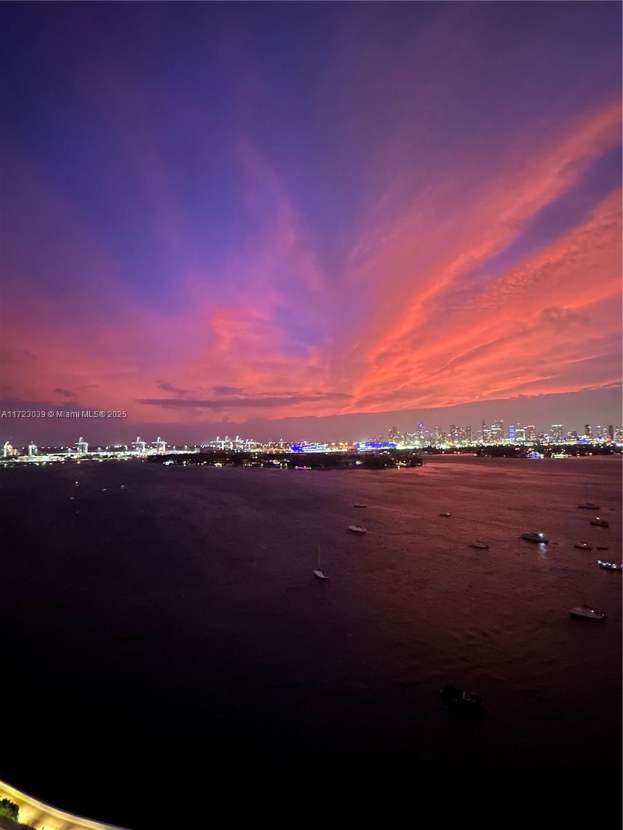 THE WAVERLY AT SOUTH BEAC - Residential