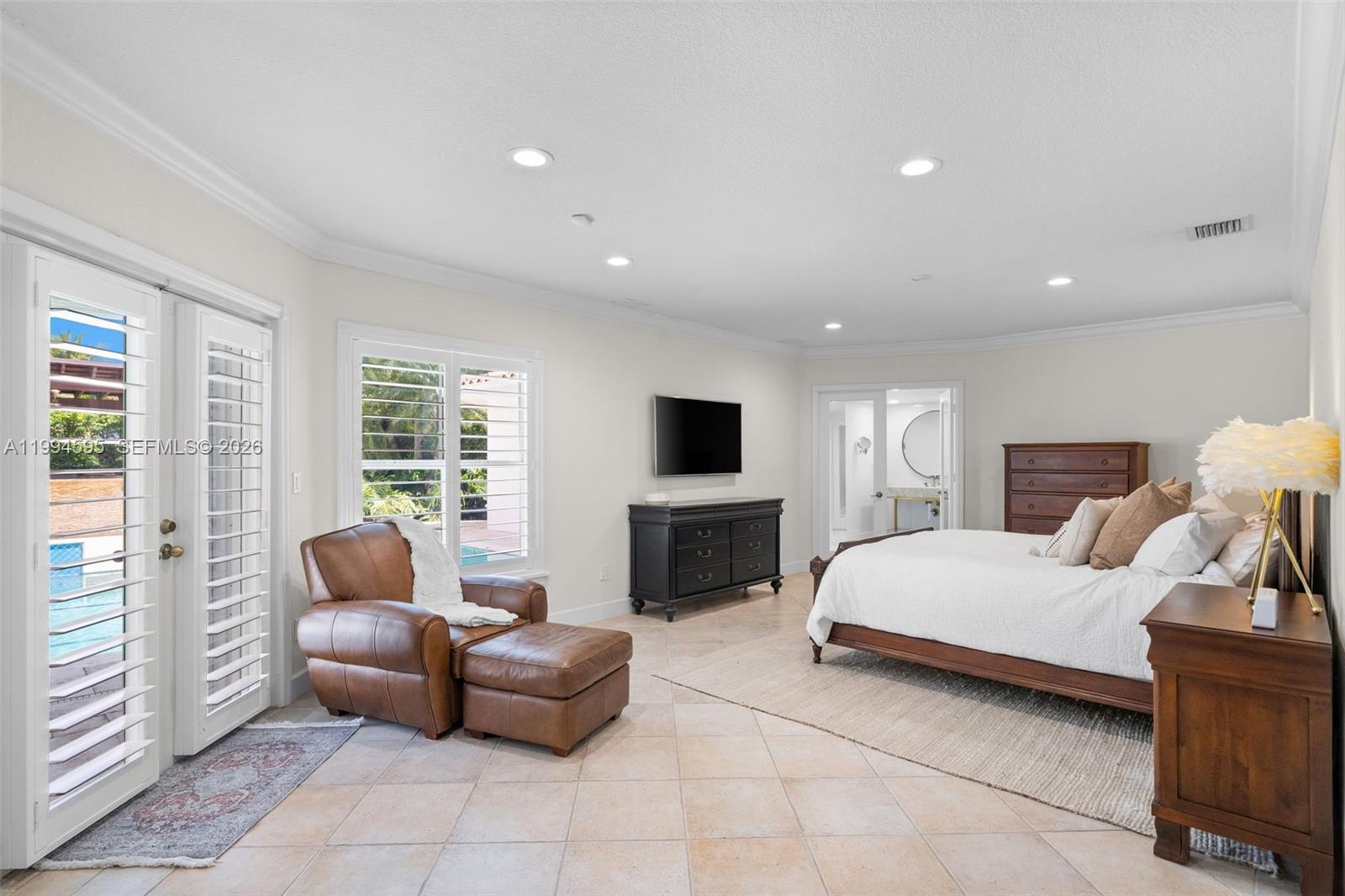 ROCK LAKE - Residential