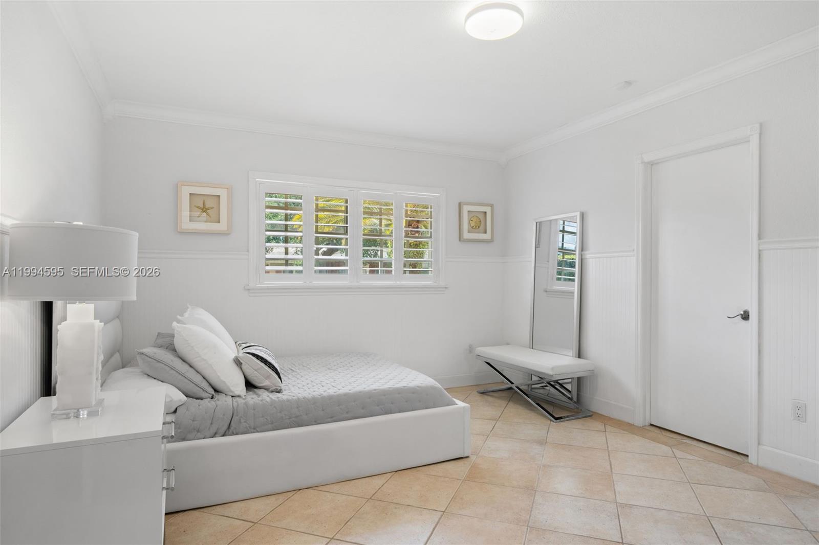 ROCK LAKE - Residential