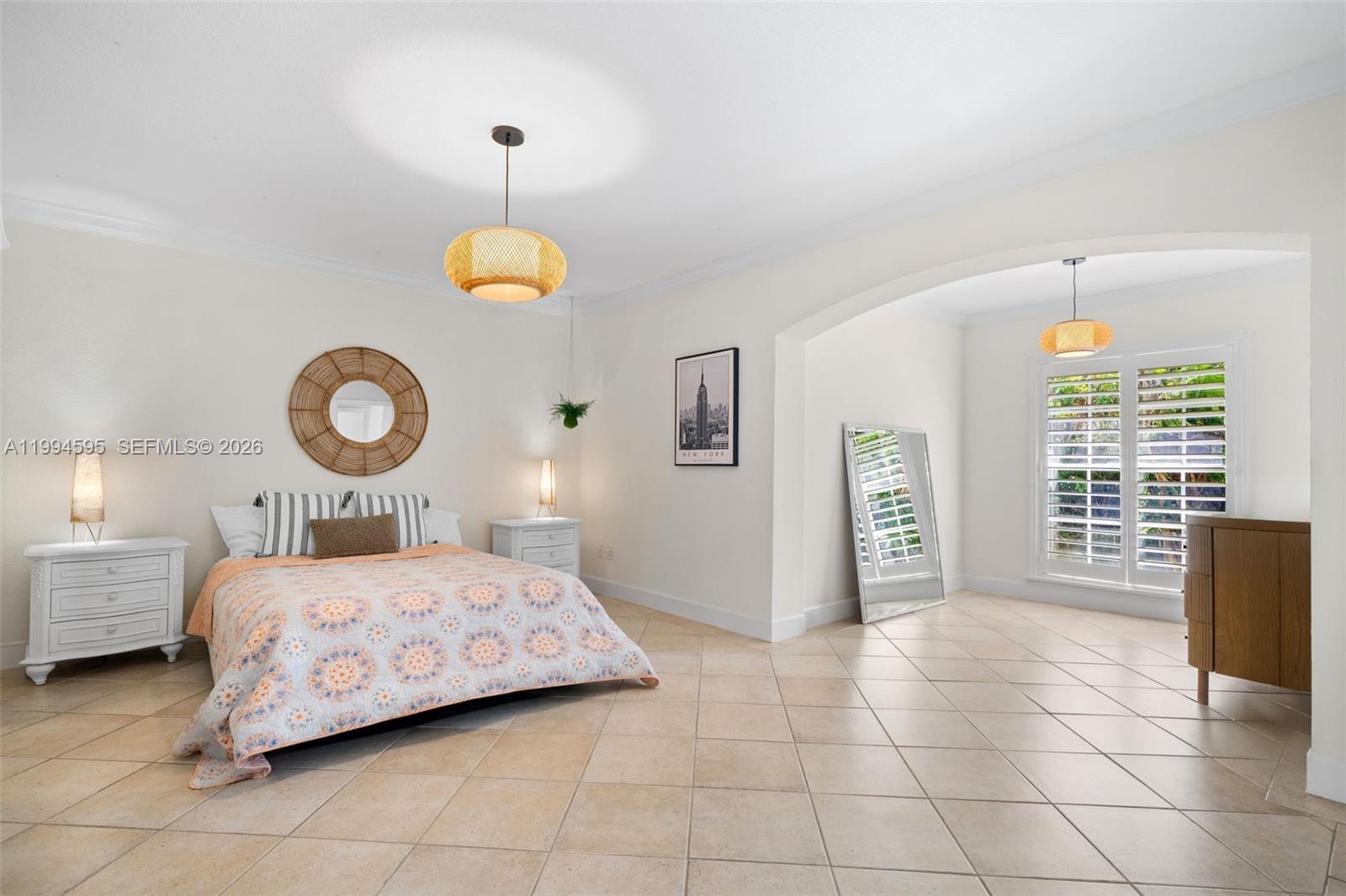 ROCK LAKE - Residential