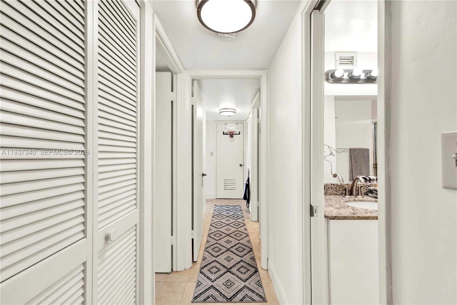 BRICKELL PLACE CONDO - Residential