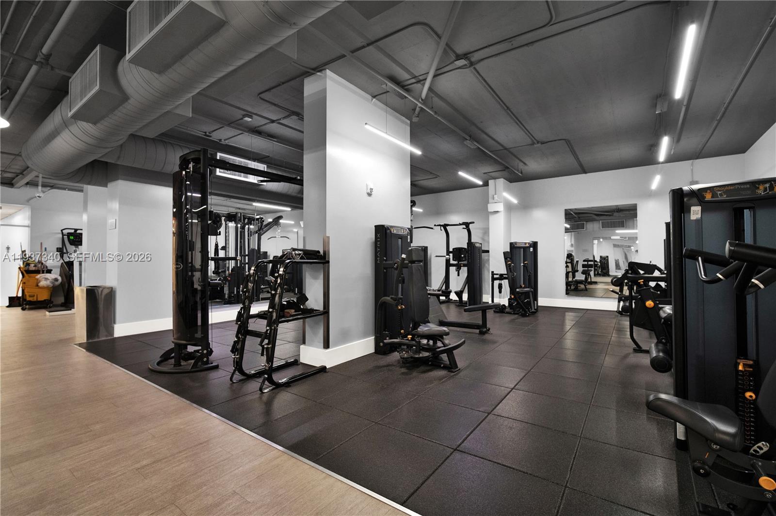 BRICKELL PLACE CONDO - Residential