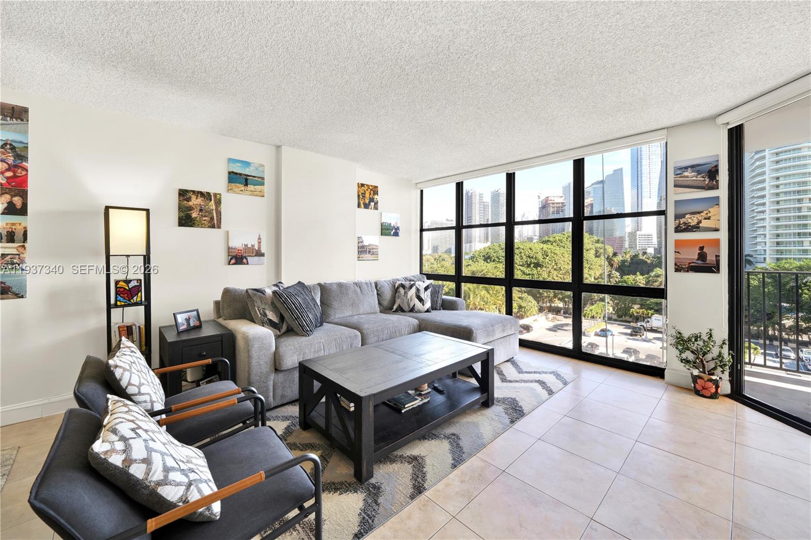 BRICKELL PLACE CONDO - Residential