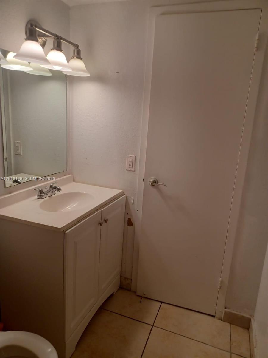 BAYVIEW PALMS CONDO - Residential