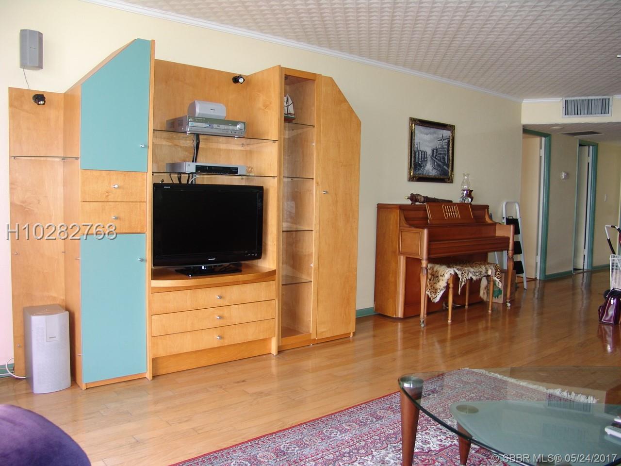 The Clipper At Bisc Cove - Residential Lease