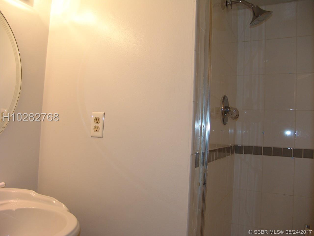 The Clipper At Bisc Cove - Residential Lease