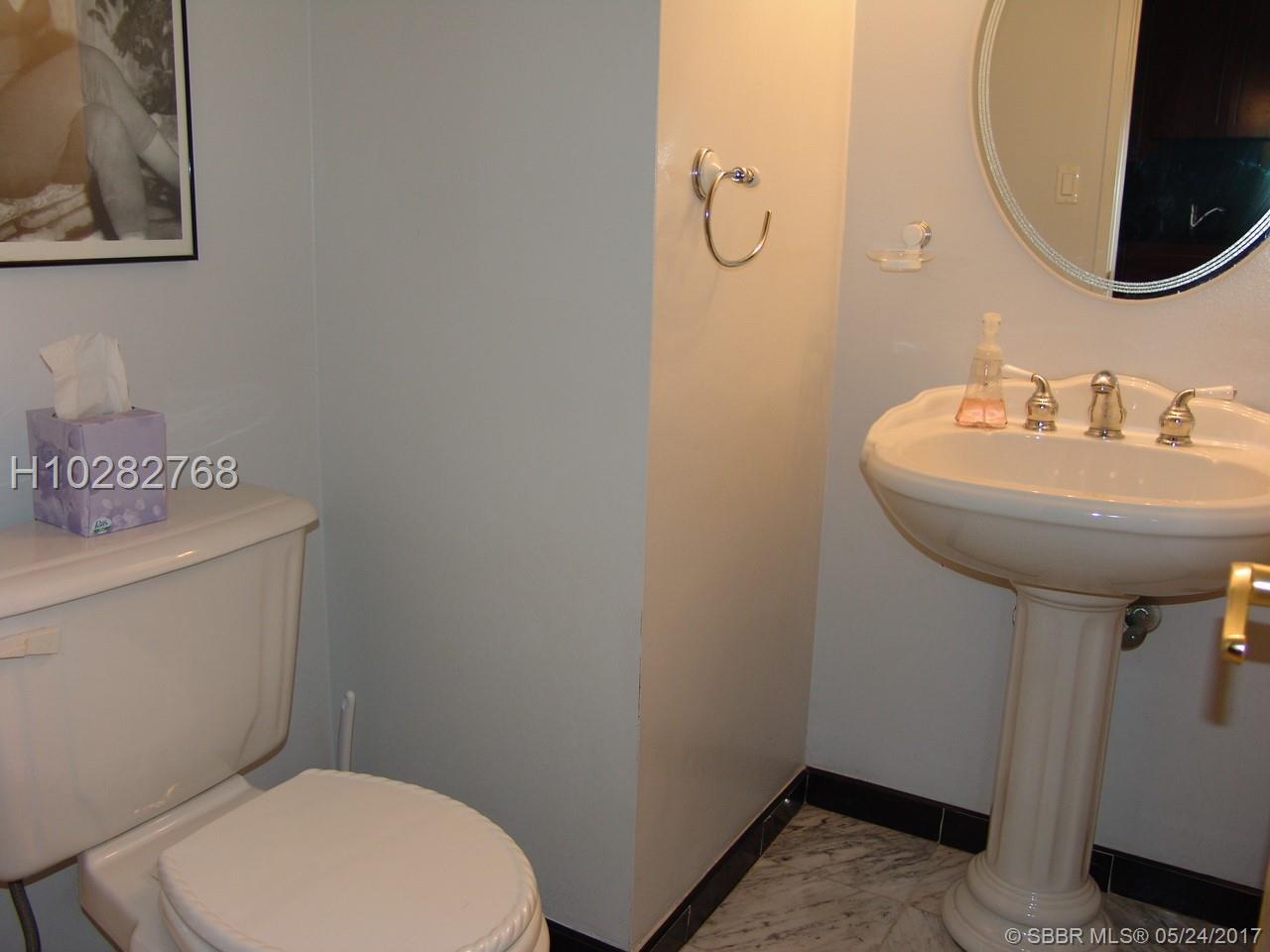 The Clipper At Bisc Cove - Residential Lease