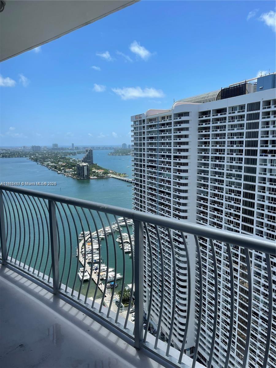 Available now, on the 34th floor with Bay view. Unfurnished 1 bedroom and 1 bathroom in the heart of Edgewater. Unit features, an open-kitchen concept with stainless-steel appliances, tile flooring throughout and carpet in bedroom. Minutes from the beach and short distance from shopping, dining and entertainment. Perfect blend of city living and coastal charm.
