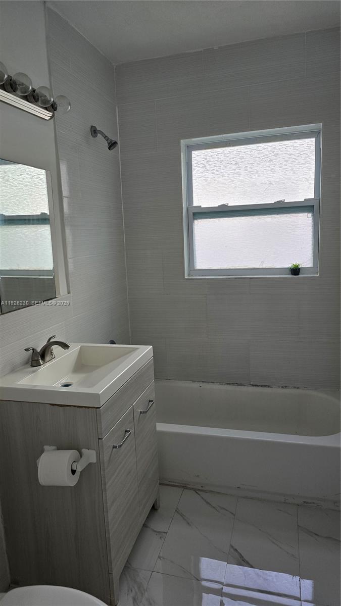 BAY HARBOR ISLAND - Residential Lease