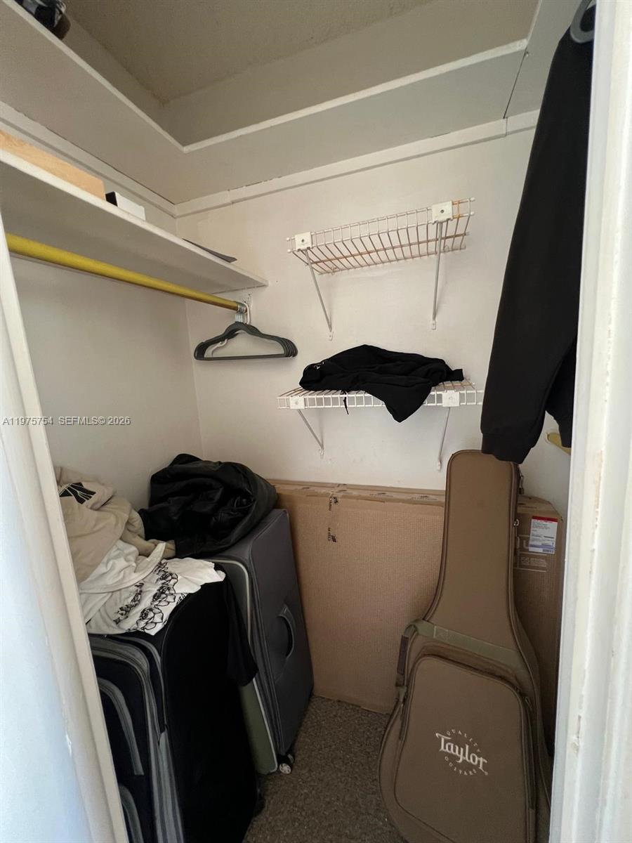 ADMIRALS PORT CONDO WEST - Residential Lease