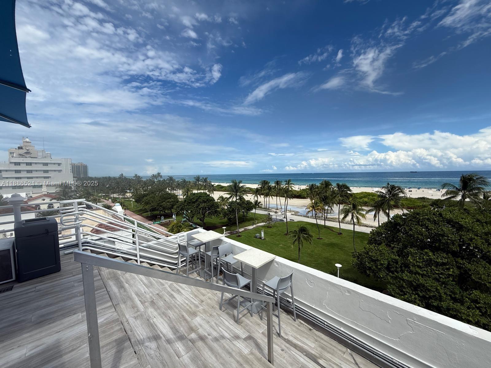 THE STRAND ON OCEAN DRIVE - Residential