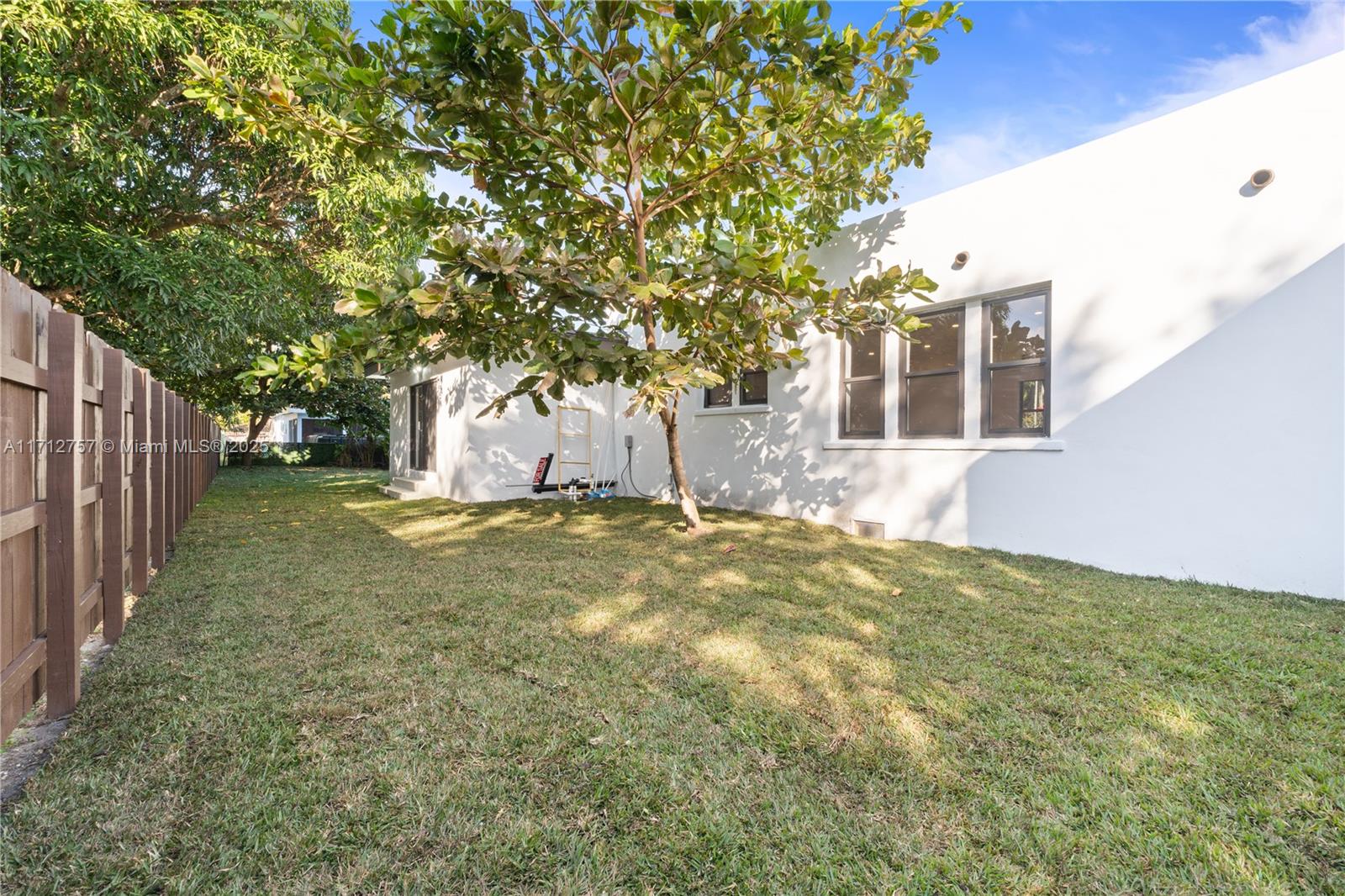 GRIFFING BISCAYNE PARK ES - Residential
