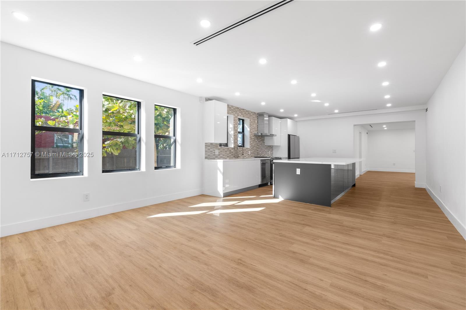 GRIFFING BISCAYNE PARK ES - Residential