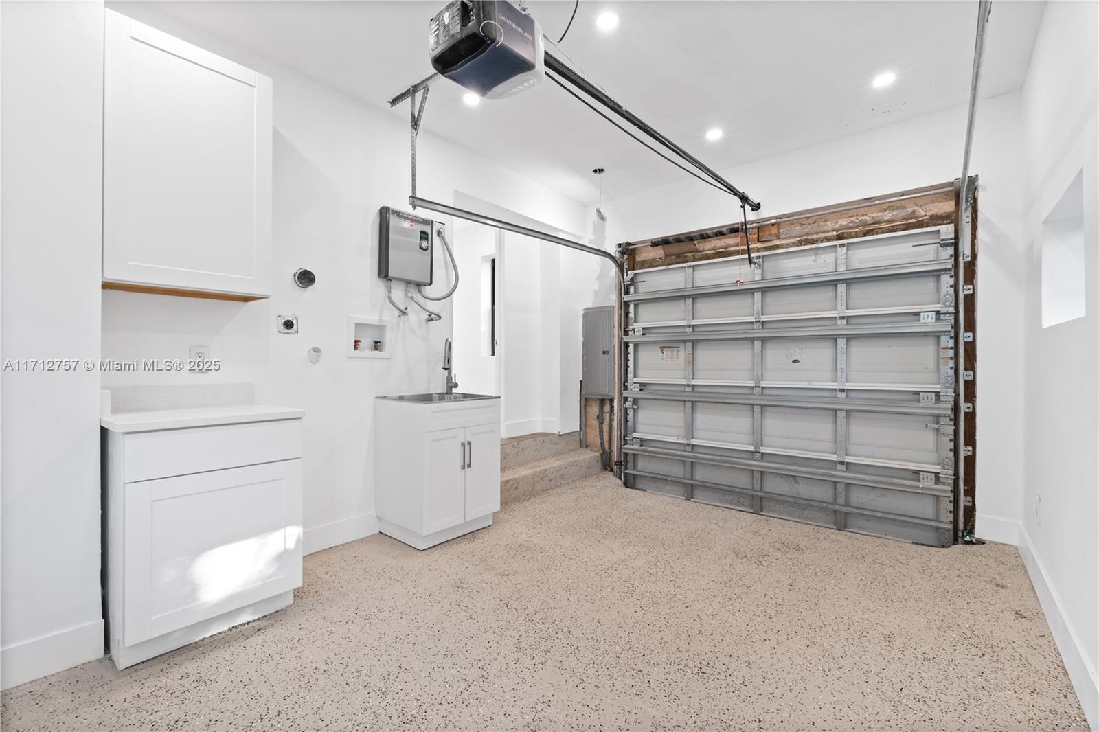 GRIFFING BISCAYNE PARK ES - Residential