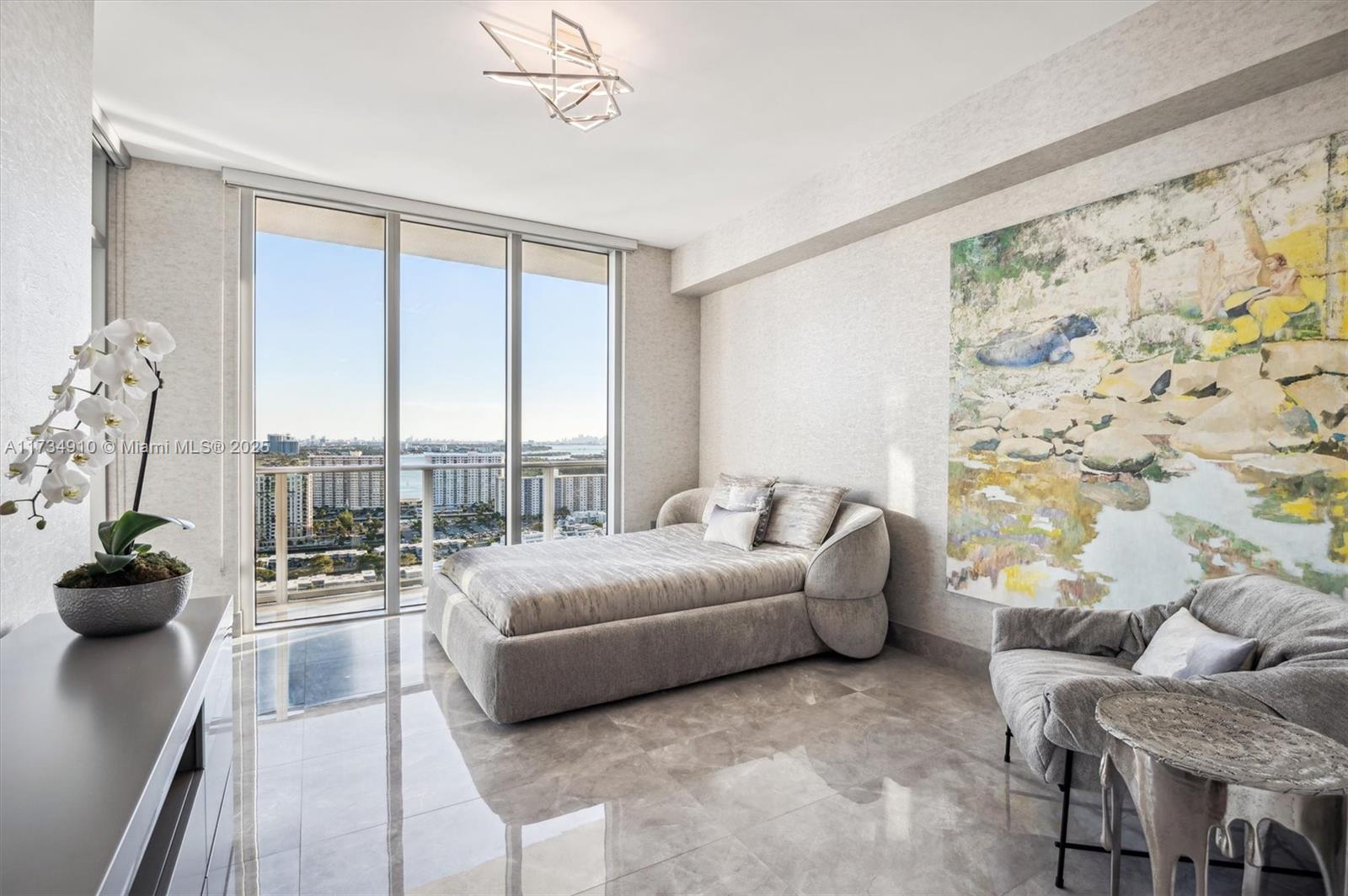 PARQUE TOWERS CONDO - Residential