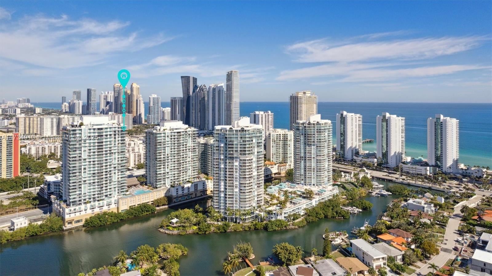 PARQUE TOWERS CONDO - Residential