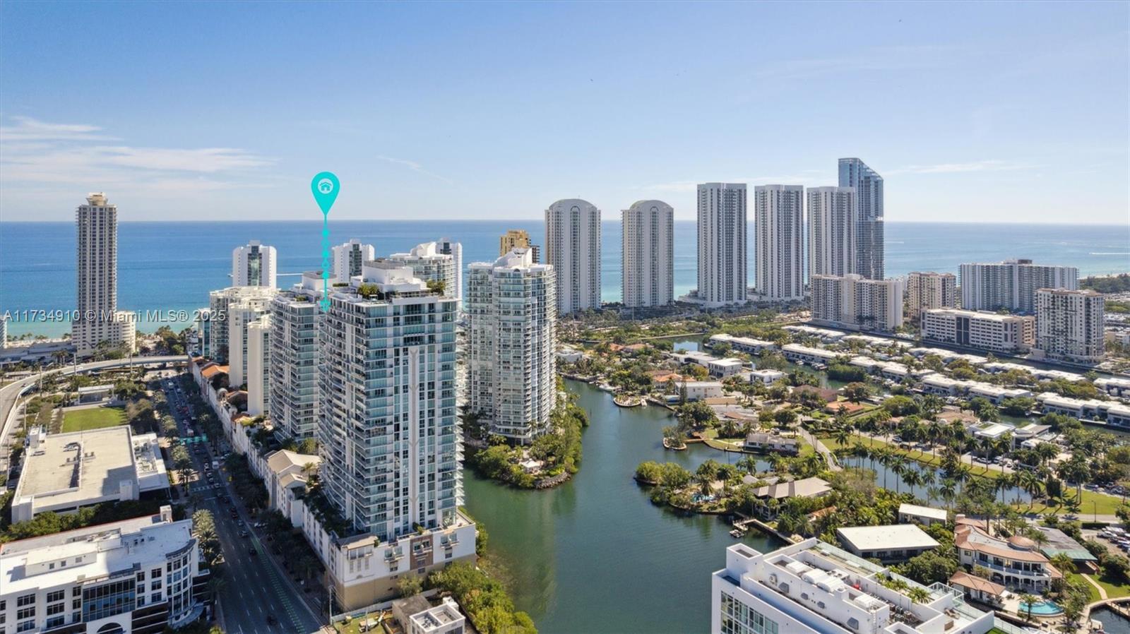 PARQUE TOWERS CONDO - Residential