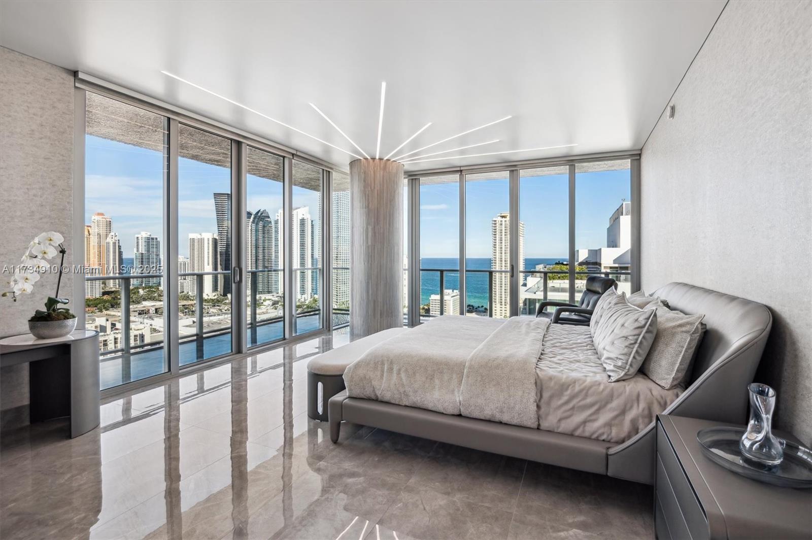 PARQUE TOWERS CONDO - Residential