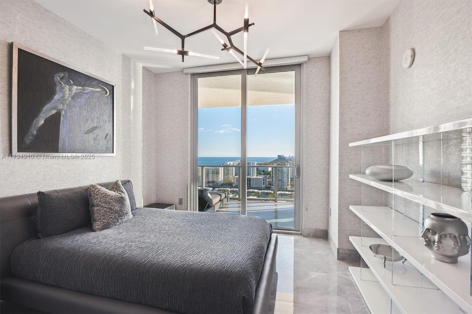 PARQUE TOWERS CONDO - Residential