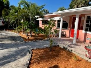 421 NE 24th Ave