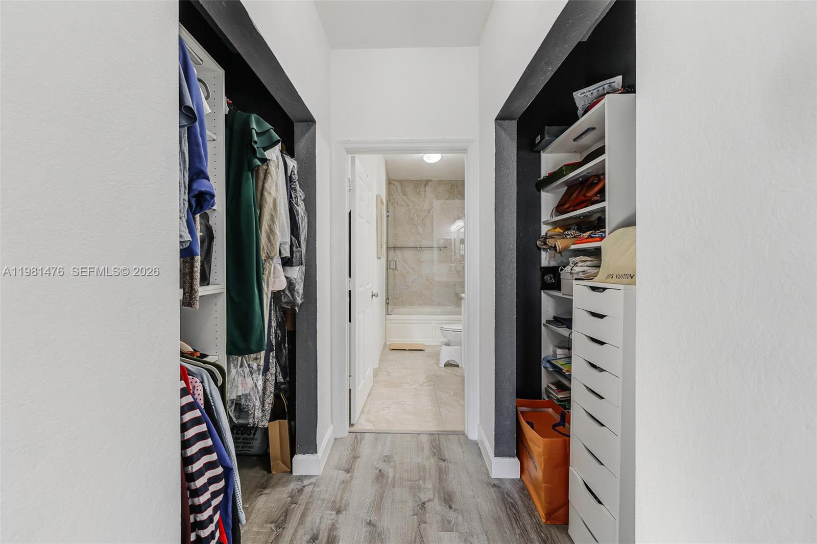 BANYAN BAY CONDO - Residential