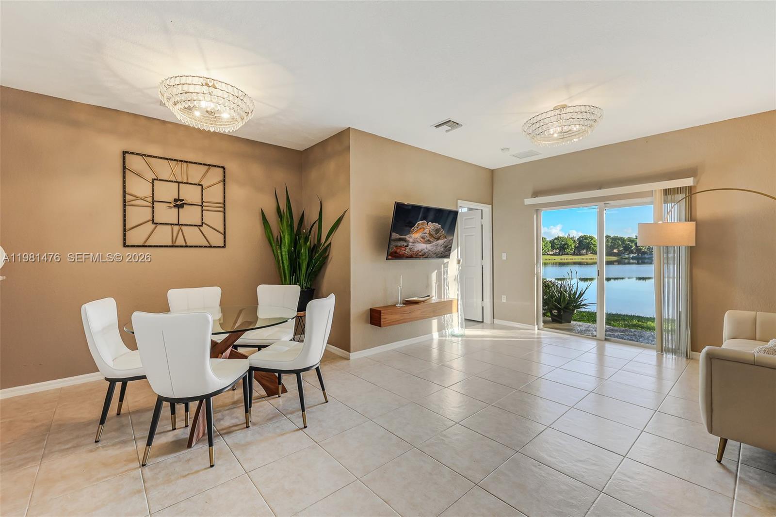 BANYAN BAY CONDO - Residential