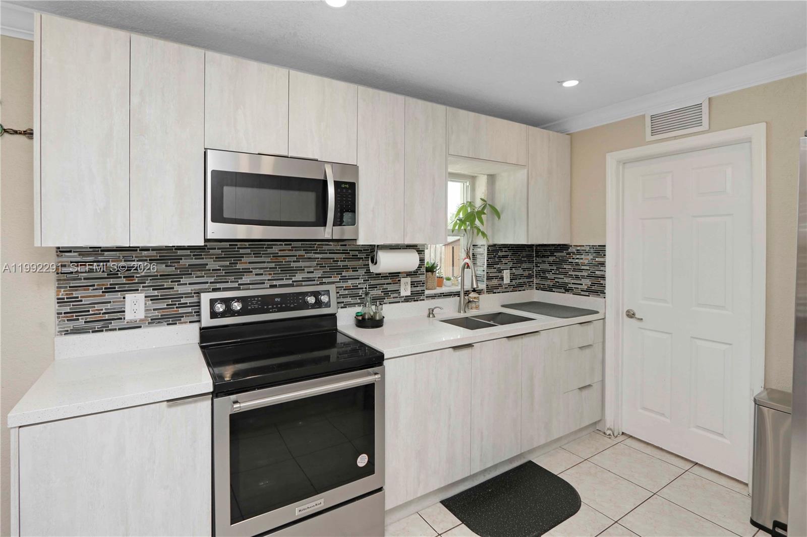 PALMLAND HOMES SOUTH NO 7 - Residential