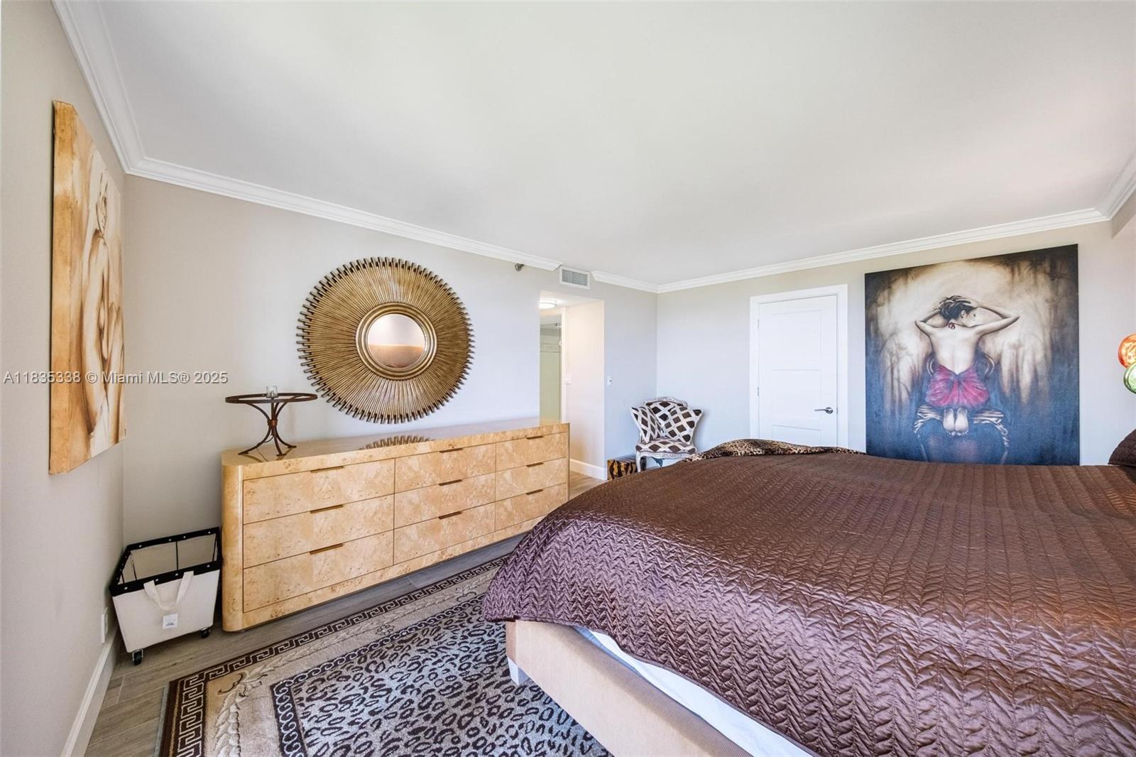 THE TOWERS OF QUAYSIDE CO - Residential