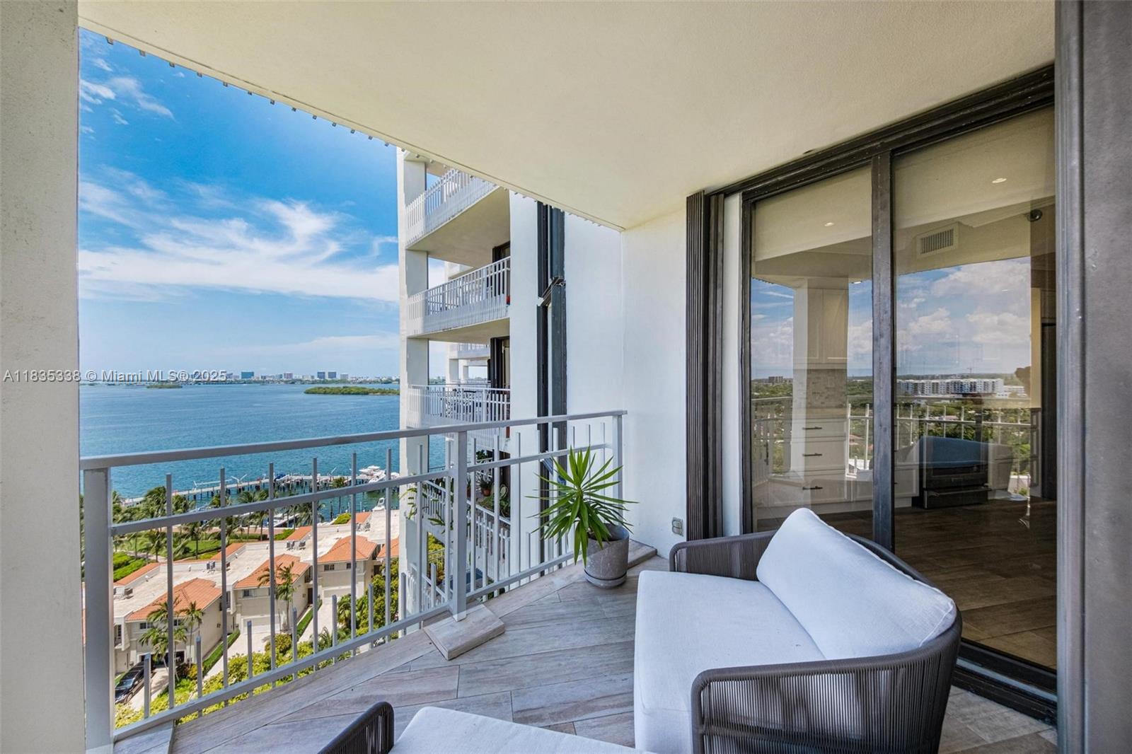 4000 Towerside Ter 1507