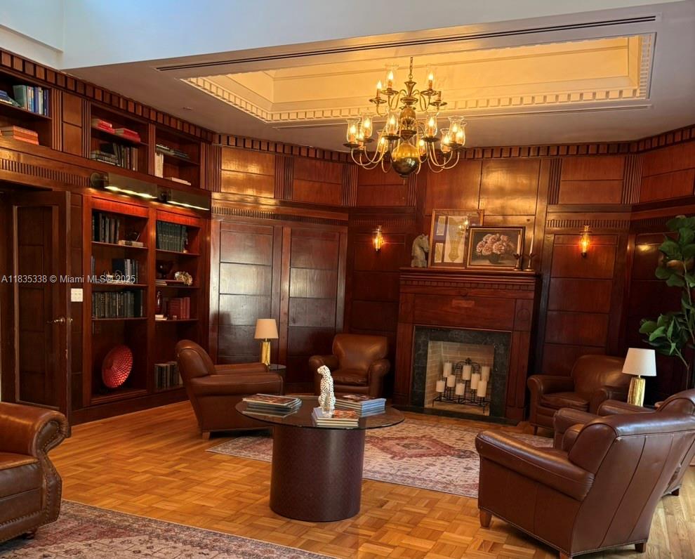 THE TOWERS OF QUAYSIDE CO - Residential