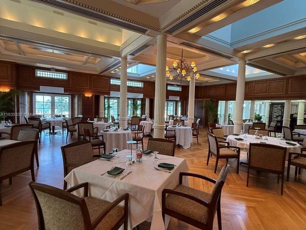 THE TOWERS OF QUAYSIDE CO - Residential