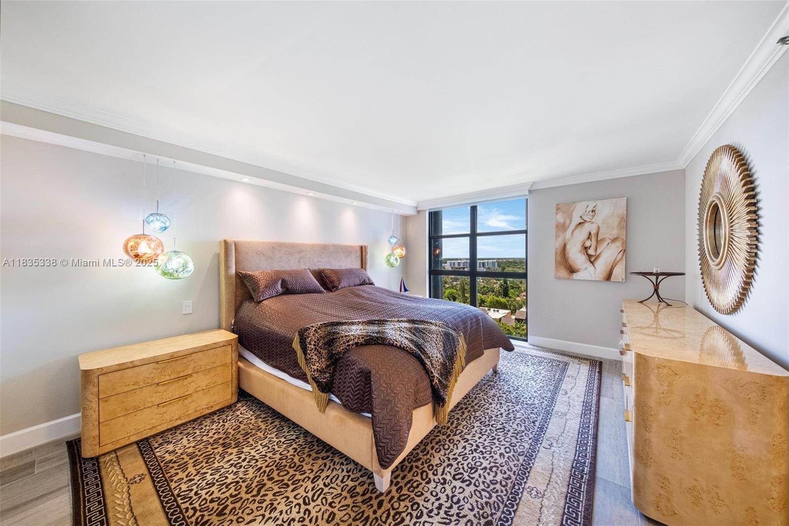 THE TOWERS OF QUAYSIDE CO - Residential