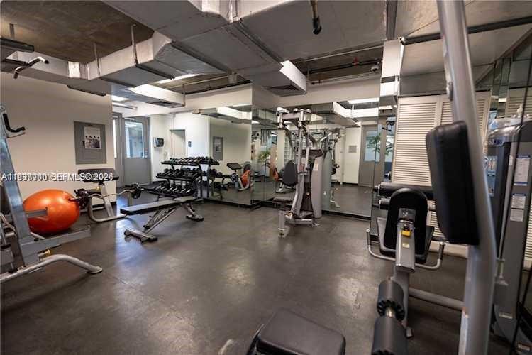 BAYLOFTS CONDO - Residential