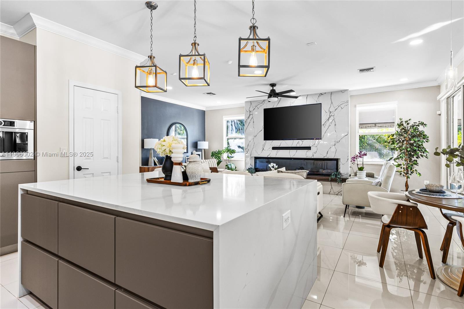 ¤RIVIERA ISLES I - Residential